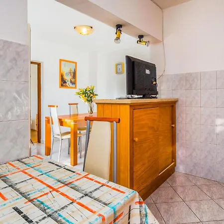 Apartament 4 Person Labin Kapelica Raša
